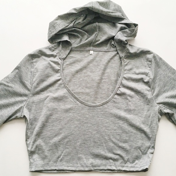 CLEARANCE ✨ Gray Cropped Hoodie and Joggers Set - Picture 4 of 5